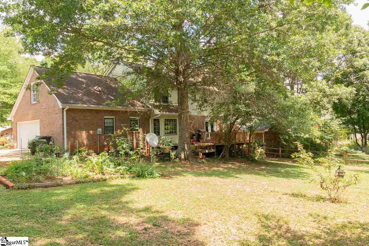 46 Cobblestone Road Greenville, SC 29615 - Photo 8 of 34 Gallery Image 8