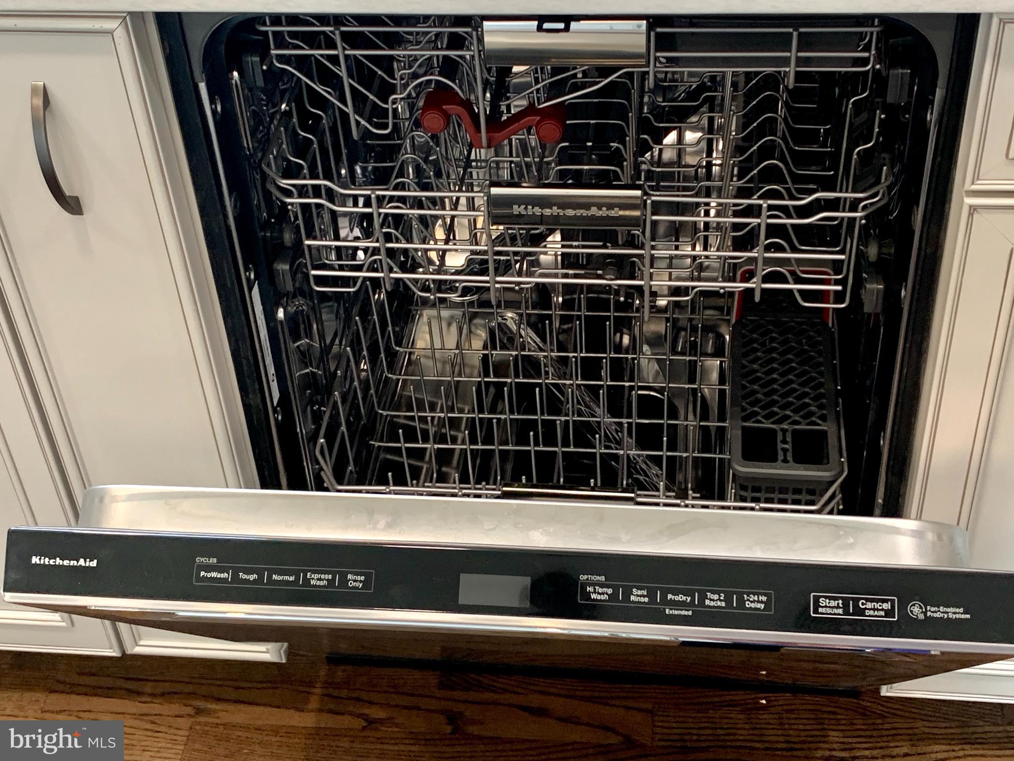 1356 Pierce Road Berryville, VA 22611 - Photo 41 of 45 3-tier stainless dishwasher