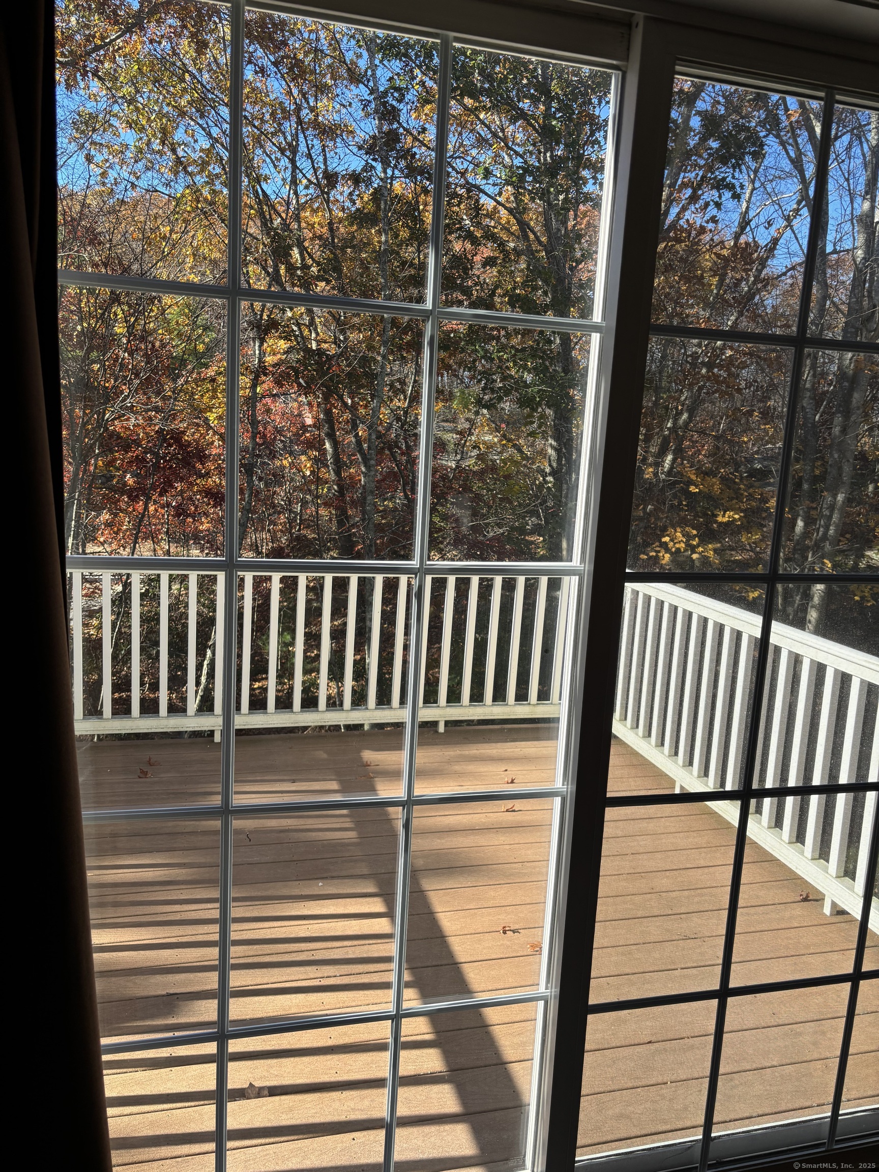 15 Freedom Way, Unit 22 East Lyme, CT 06357 - Photo 9 of 26 a view of a balcony