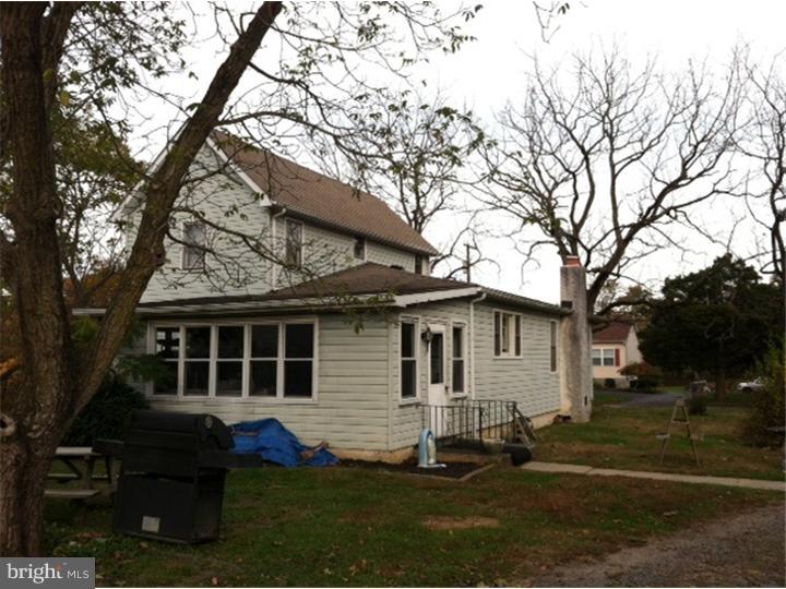 1601 Blue Bell Road Williamstown, NJ 08094 - Photo 2 of 8
