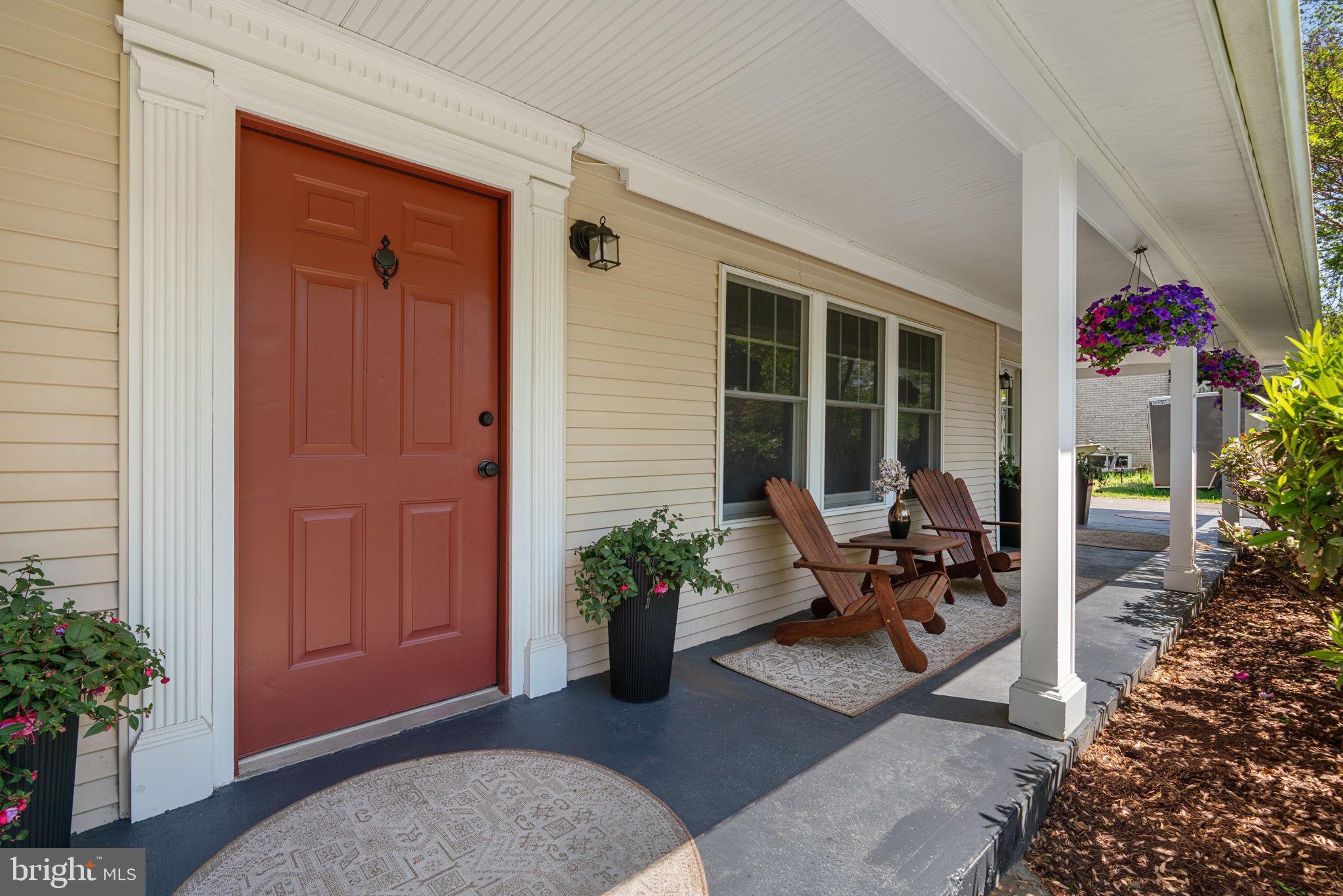 804 Olive Drive Silver Spring, MD 20905 - Photo 5 of 54