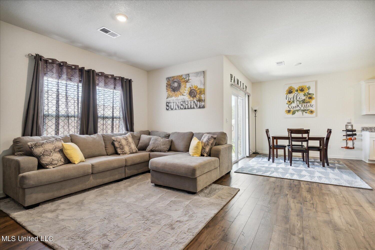 8833 Ruth Ann Cove Southaven, MS 38671 - Photo 14 of 28 16-16-1591848w-8833 Ruth Ann Cv