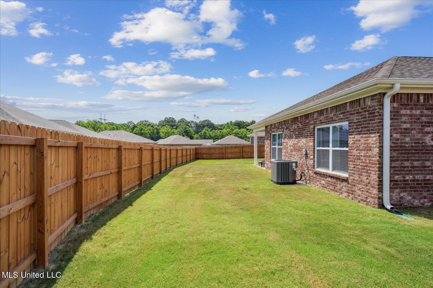 8833 Ruth Ann Cove Southaven, MS 38671 - Photo 25 of 28 27-27-1591848w-8833 Ruth Ann Cv