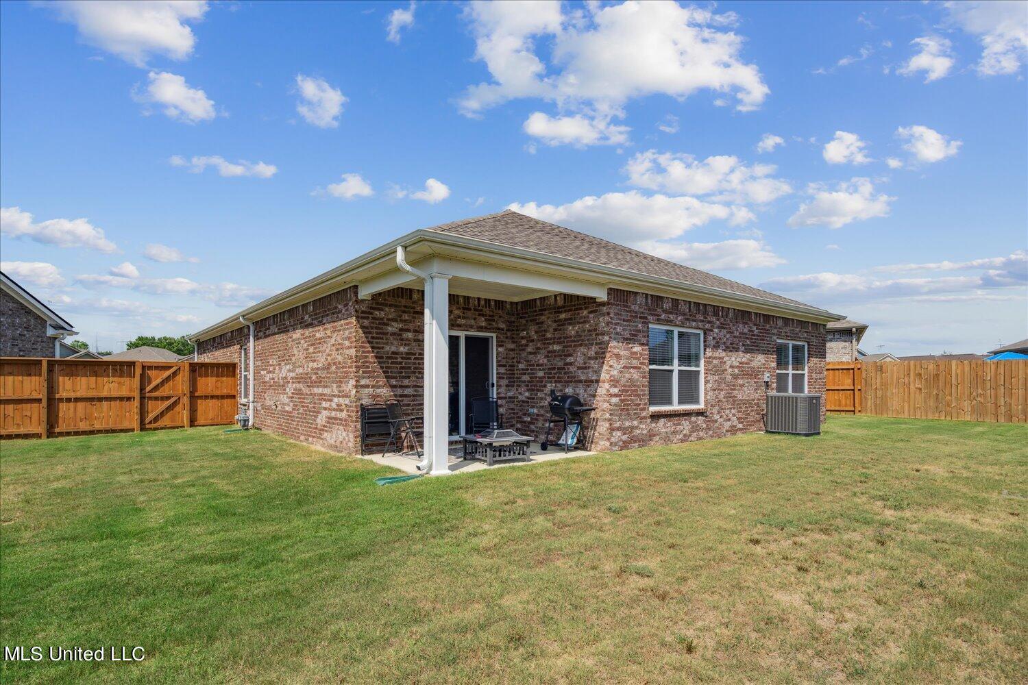 8833 Ruth Ann Cove Southaven, MS 38671 - Photo 28 of 28 30-30-1591848w-8833 Ruth Ann Cv
