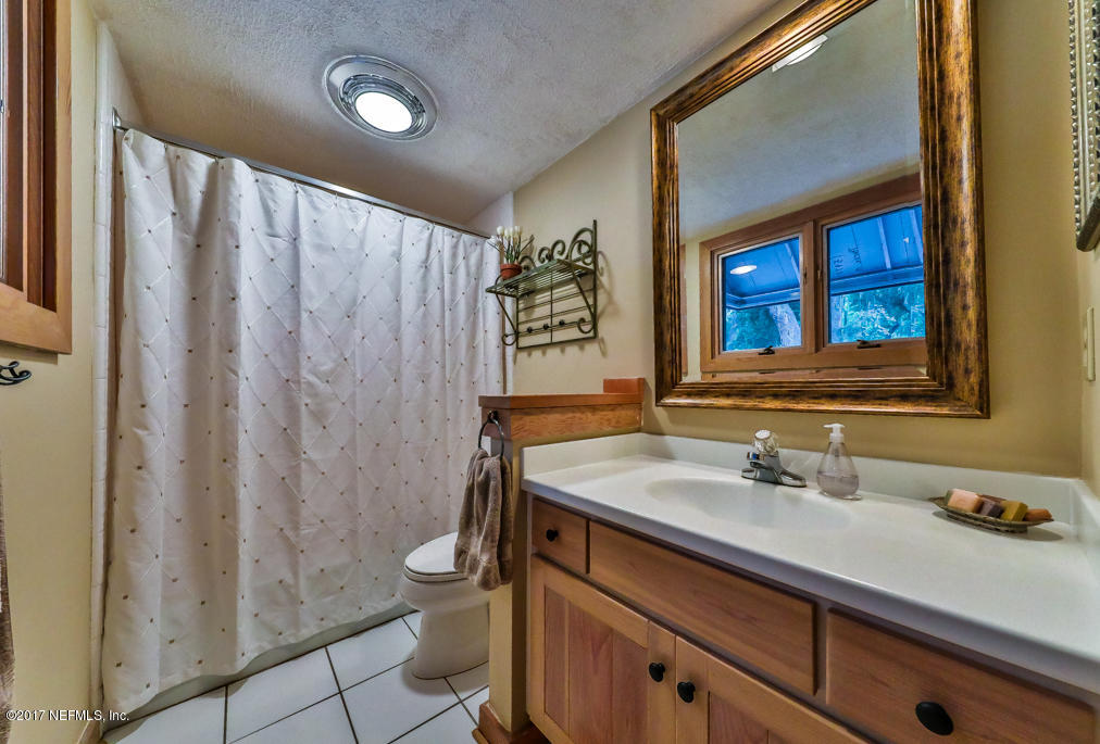 1638 Mandarin Manor Road Jacksonville, FL 32223 - Photo 23 of 53 Guest Bath