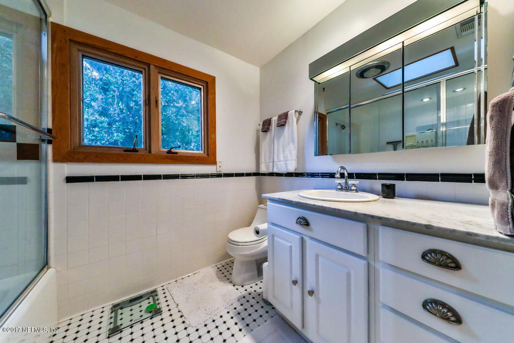 1638 Mandarin Manor Road Jacksonville, FL 32223 - Photo 29 of 53 His and Hers vanity