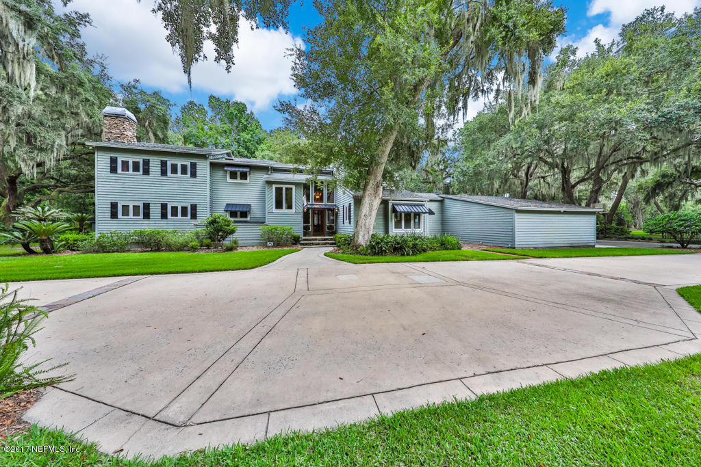 1638 Mandarin Manor Road Jacksonville, FL 32223 - Photo 3 of 53 Beautiful Mature Oak Trees