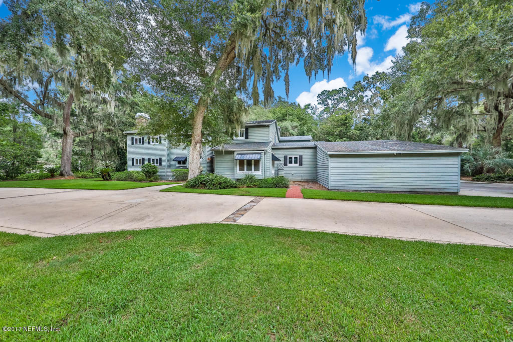 1638 Mandarin Manor Road Jacksonville, FL 32223 - Photo 42 of 53 Circular Driveway with plenty of parking