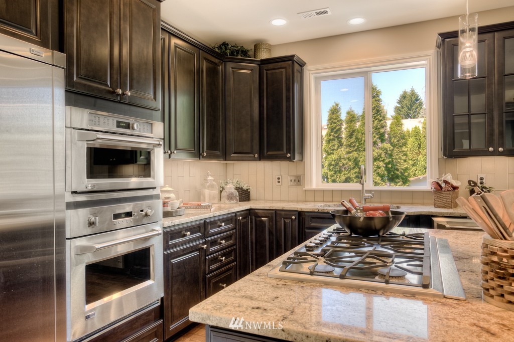 18024 46th Drive Southeast, Unit 24 Bothell, WA 98012 - Photo 8 of 25 Gallery Image 8
