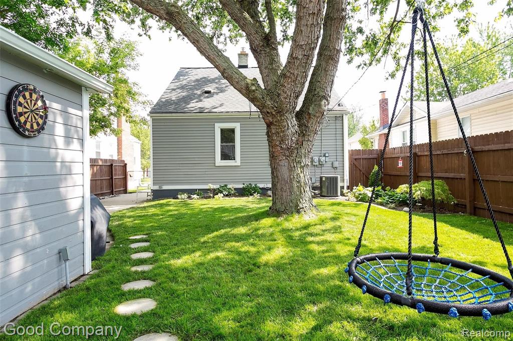 786 Princeton Road Berkley, MI 48072 - Photo 42 of 44