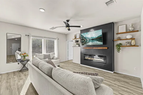 $2,550 | 6807 Verbena Blossom Trail, Katy, TX 77449