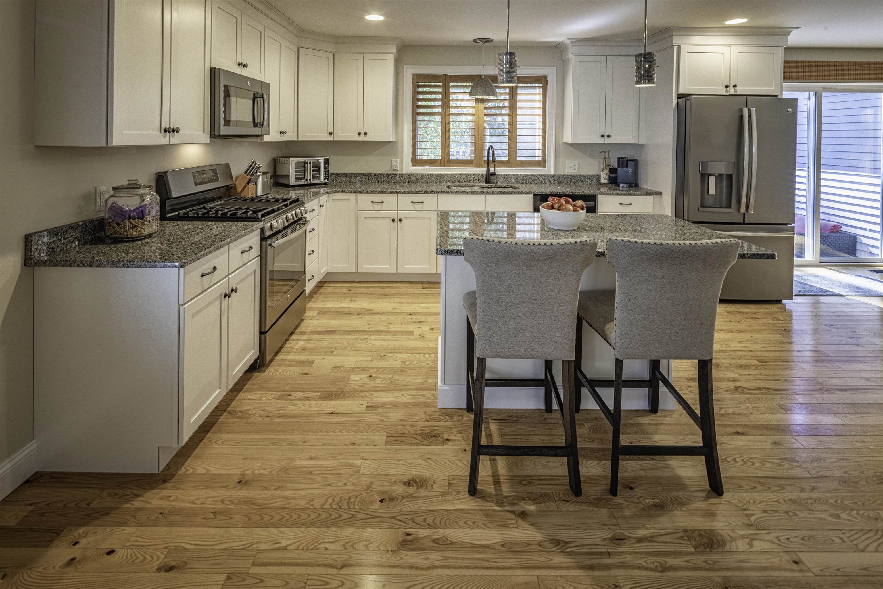 134 Emerald Lane Dover, NH 03820 - Photo 12 of 36