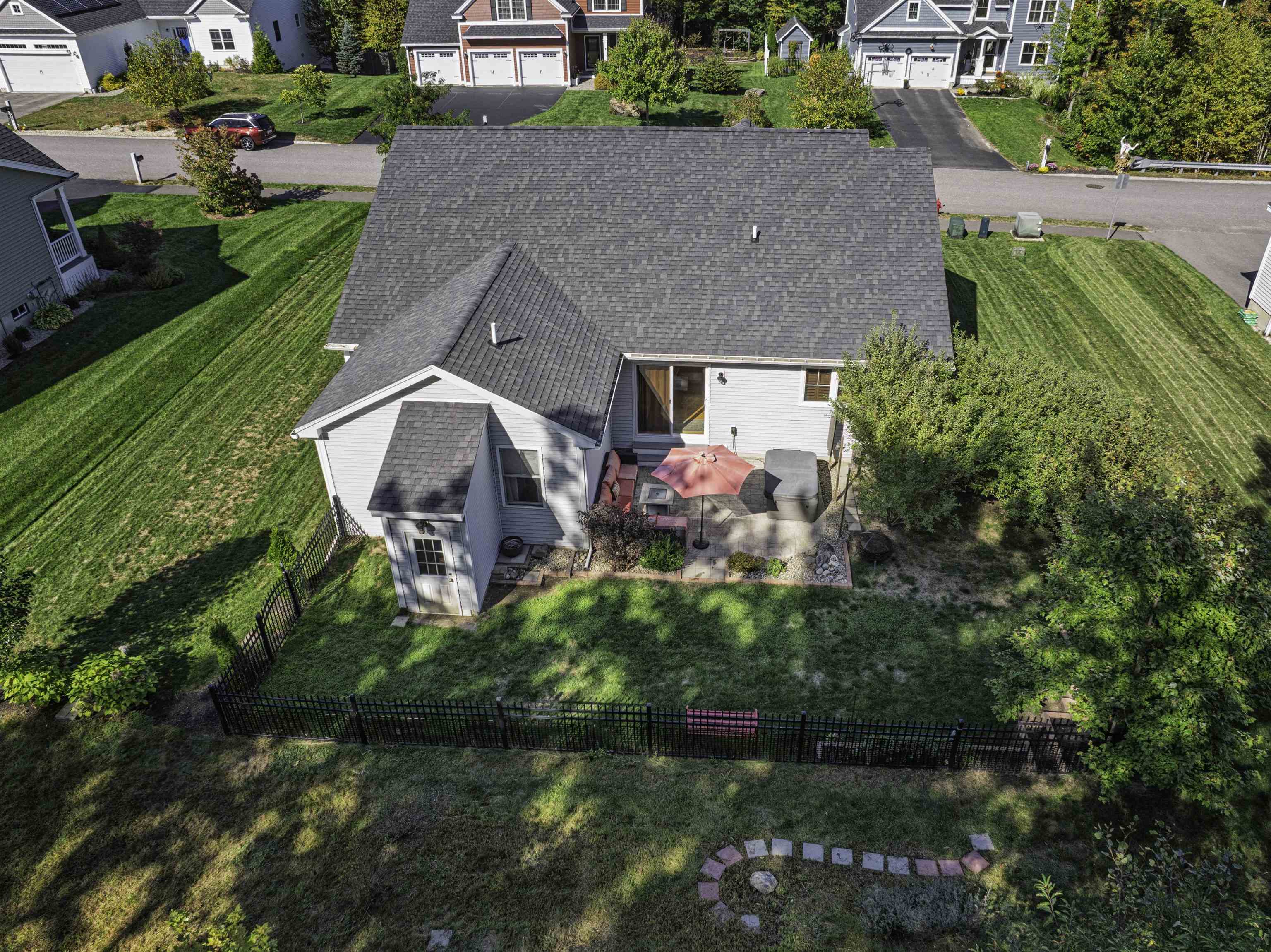 134 Emerald Lane Dover, NH 03820 - Photo 6 of 36