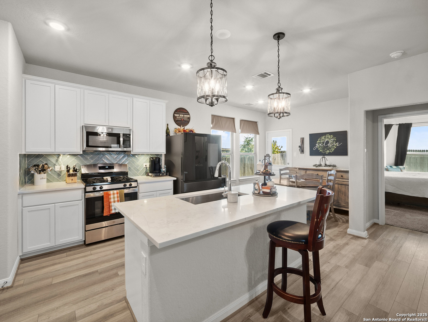 9110 Devils River Converse, TX 78109 - Photo 13 of 35