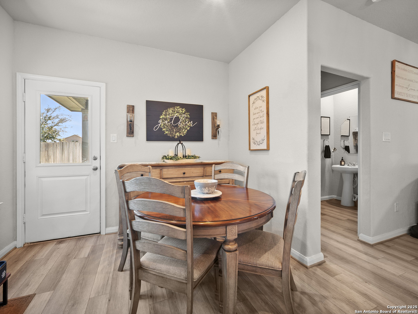 9110 Devils River Converse, TX 78109 - Photo 14 of 35