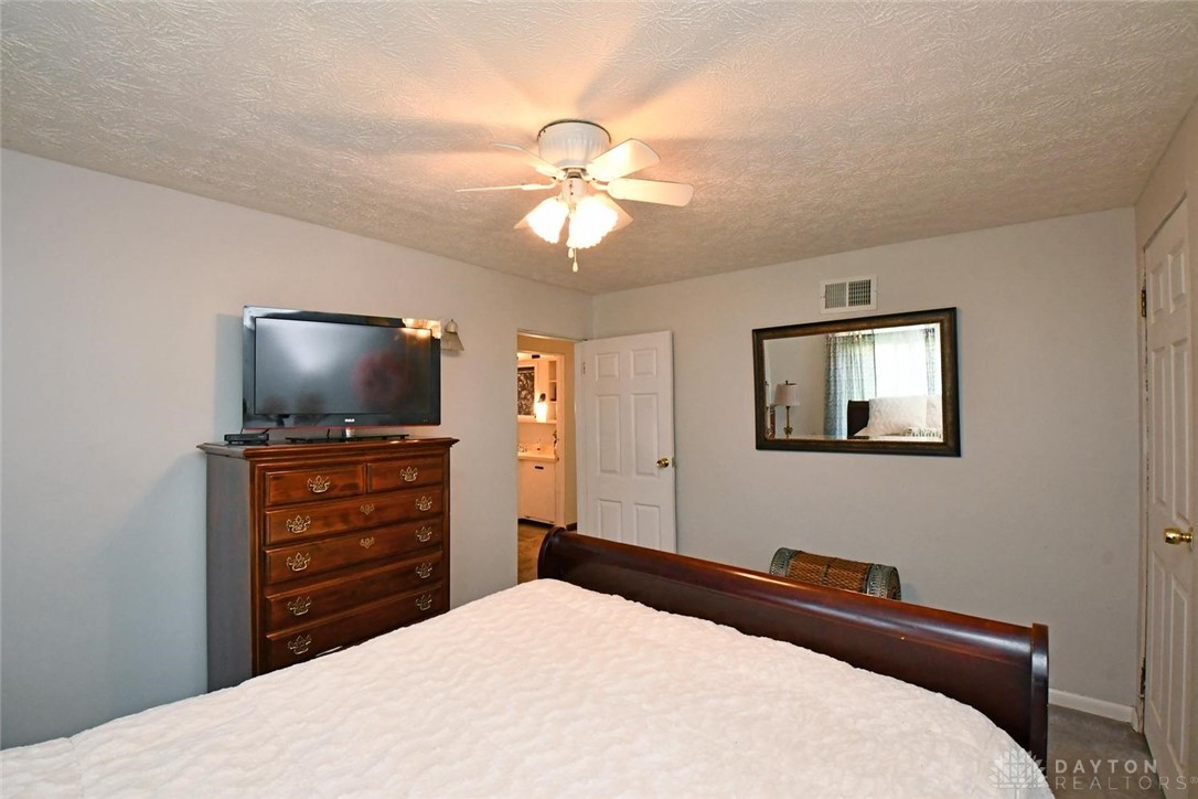 1787 Turnbull Road Beavercreek, OH 45432 - Photo 28 of 37