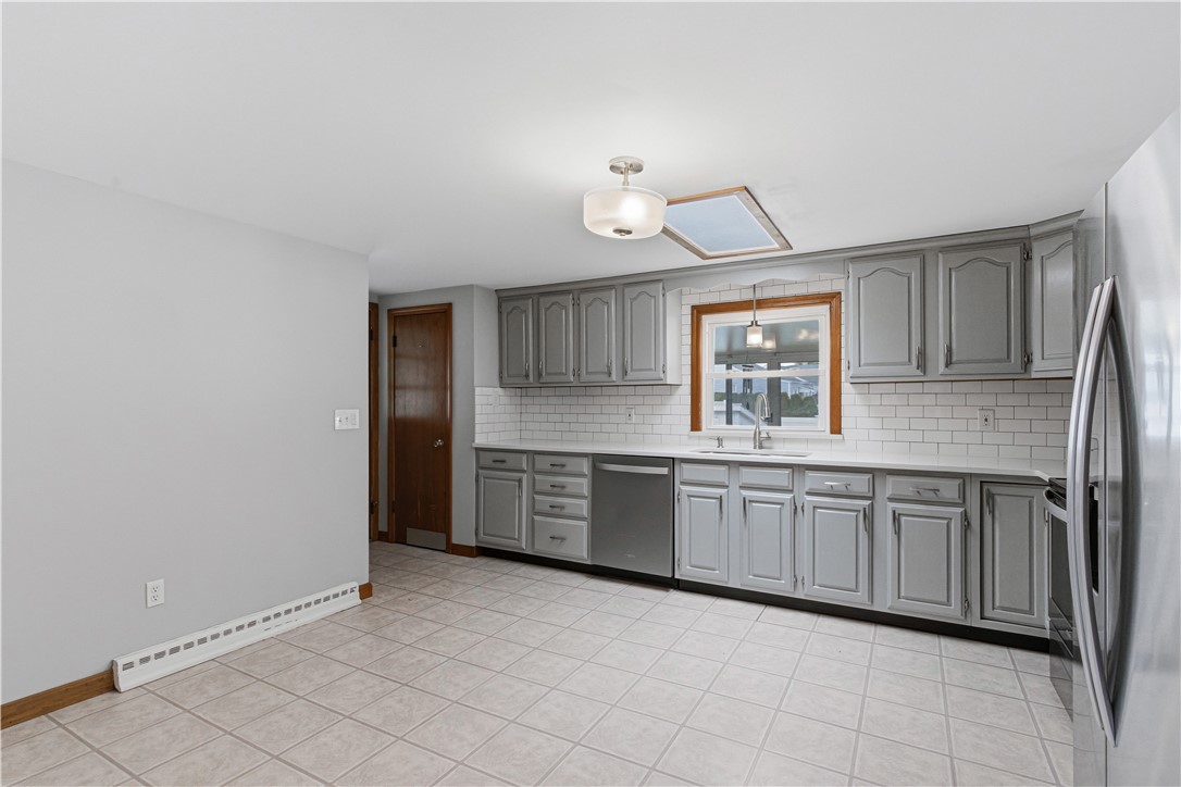 72 Julian Street Pawtucket, RI 02861 - Photo 8 of 30
