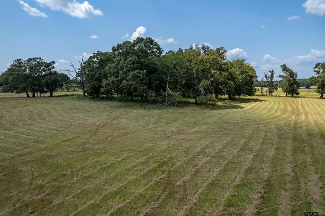a view of a lake with houses
