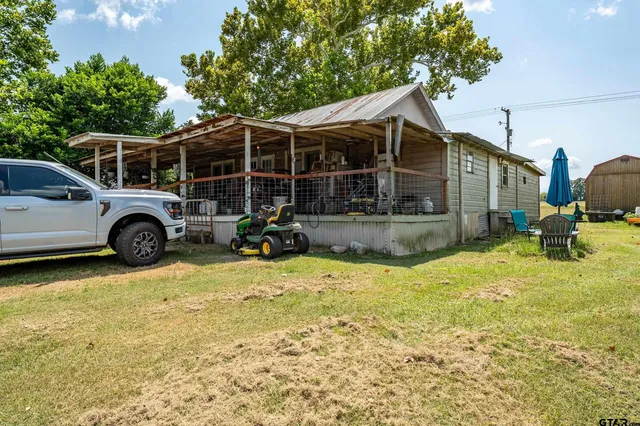 $349,995 | 9303 W Creek, Henderson, TX 75654