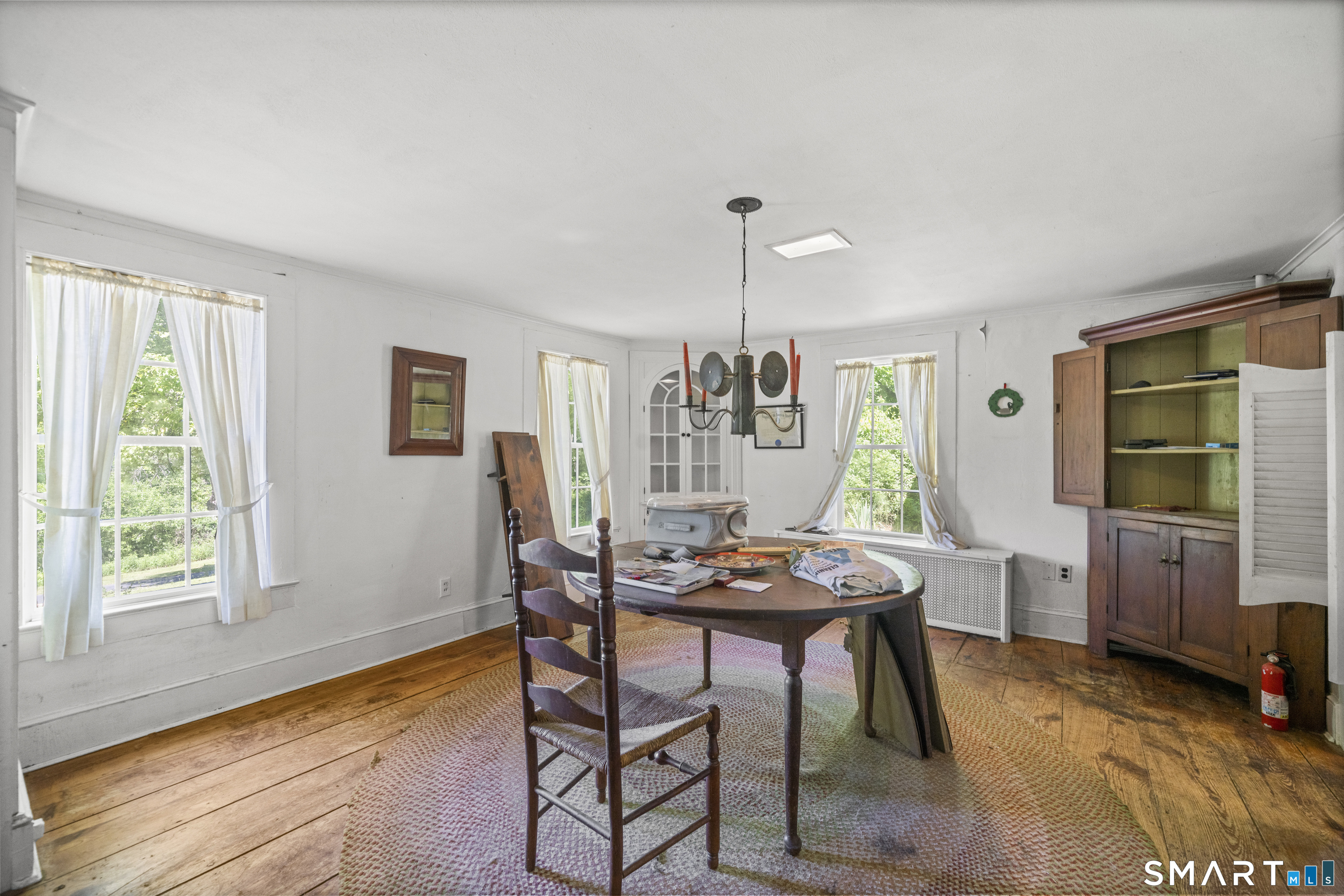 128 Terry's Plain Road Simsbury, CT 06070 - Photo 12 of 40