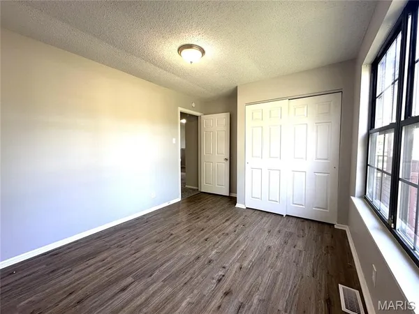 $1,200 | 10063 Northgate Drive, Riverview, MO 63137