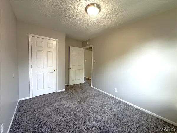 $1,200 | 10063 Northgate Drive, Riverview, MO 63137