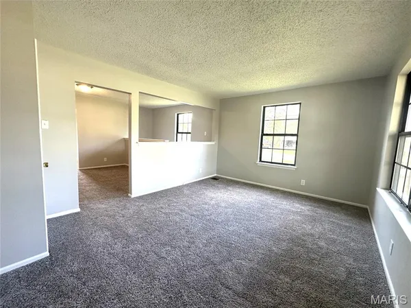 $1,200 | 10063 Northgate Drive, Riverview, MO 63137