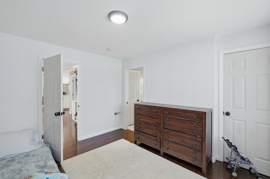 28 Shepard Street Westfield, MA 01085 - Photo 17 of 37