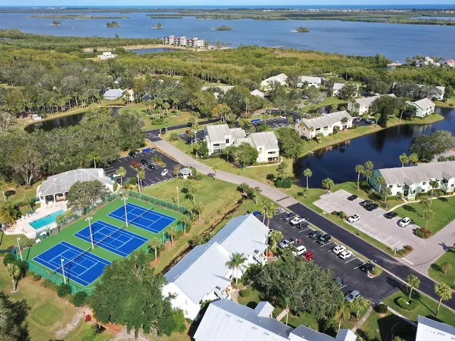 $2,800 | 5745 Pelican Pointe Drive, Unit 4, Sebastian, FL 32958