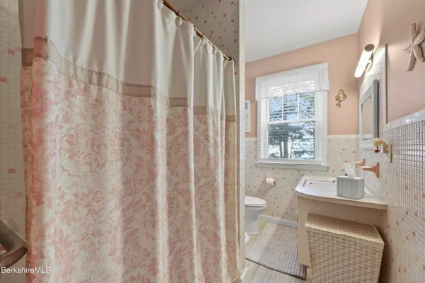 $329,900 | 53 Newell Street, Pittsfield, MA 01201