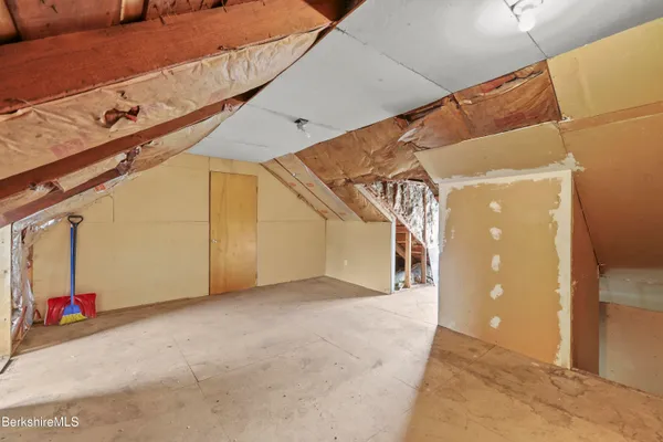 $329,900 | 53 Newell Street, Pittsfield, MA 01201