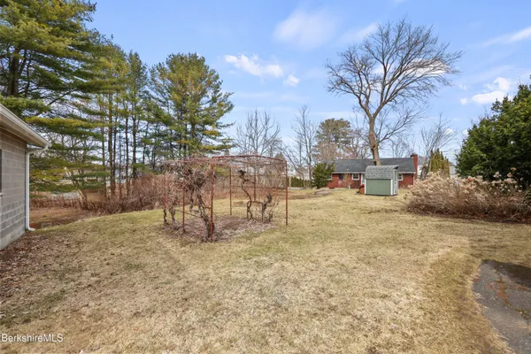 $329,900 | 53 Newell Street, Pittsfield, MA 01201