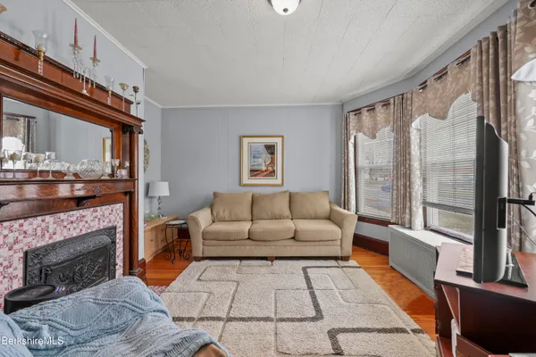 $329,900 | 53 Newell Street, Pittsfield, MA 01201