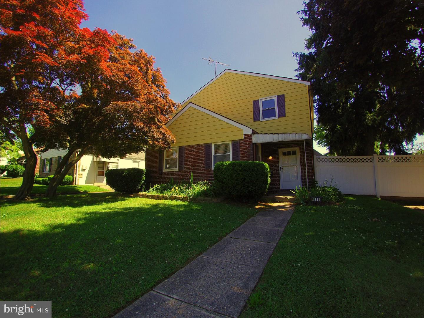 3125 Willits Road Philadelphia, PA 19114 - Photo 3 of 24 Gallery Image 3