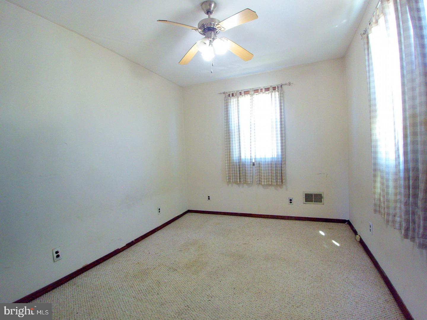 3125 Willits Road Philadelphia, PA 19114 - Photo 21 of 24 Gallery Image 21
