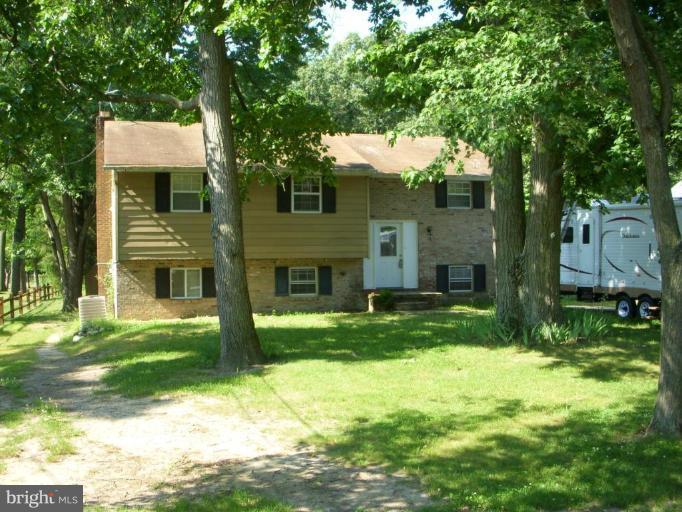 7861 West Riverside Drive Pasadena, MD 21122 - Photo 1 of 10 Exterior (Main)