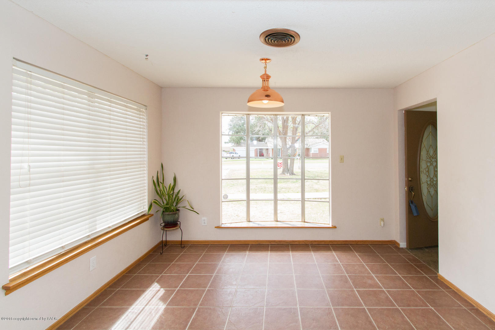 4818 Camp Lane Amarillo, TX 79110 - Photo 12 of 32 a view of an empty room and window