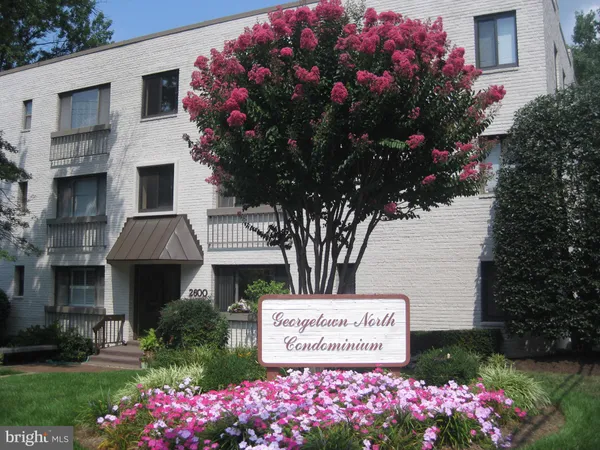 $2,500 | 2610 Tunlaw Road Northwest, Unit 103, Washington, DC 20007
