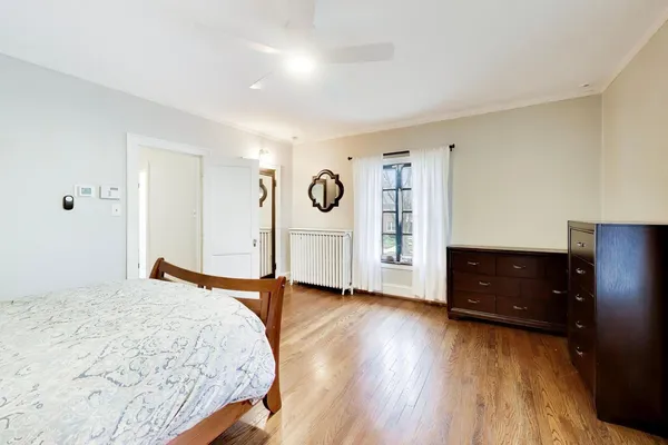 $775,000 | 10041 South Hoyne Avenue, Chicago, IL 60643