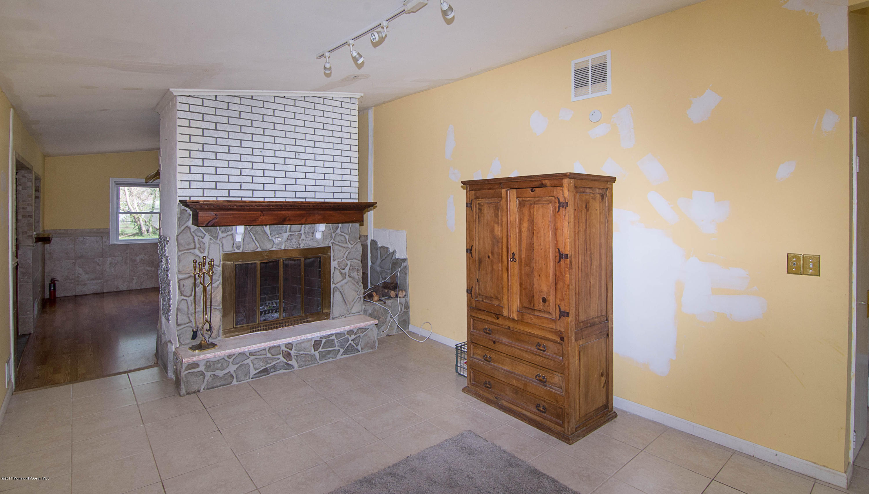 191 Cherry Quay Road Brick, NJ 08723 - Photo 7 of 22 Family Room with Huge Fireplace!