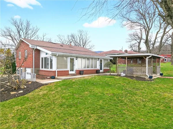 $279,000 | 125 Martha Street, Hopwood, PA 15445