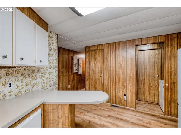 $65,000 | 1400 Candlelight Drive, Unit 200, Eugene, OR 97402