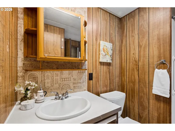 $65,000 | 1400 Candlelight Drive, Unit 200, Eugene, OR 97402