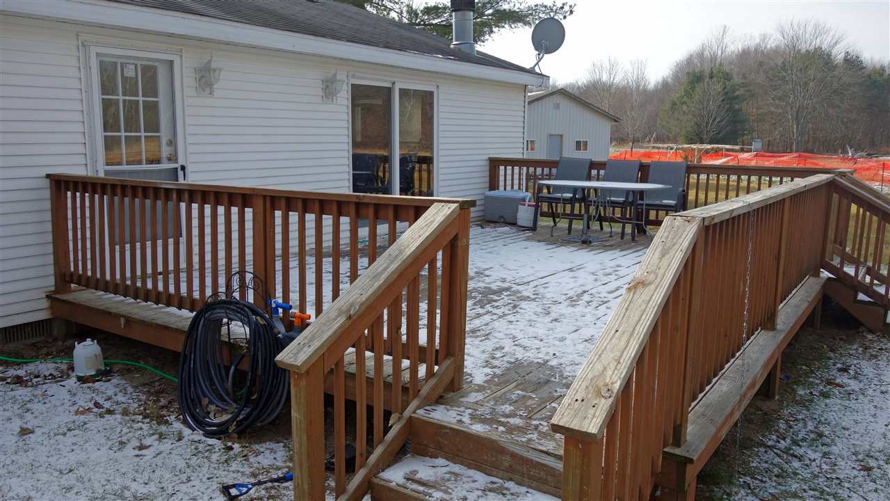 18670 Sharon Road Oakley, MI 48649 - Photo 8 of 25 50031515-7.JPG