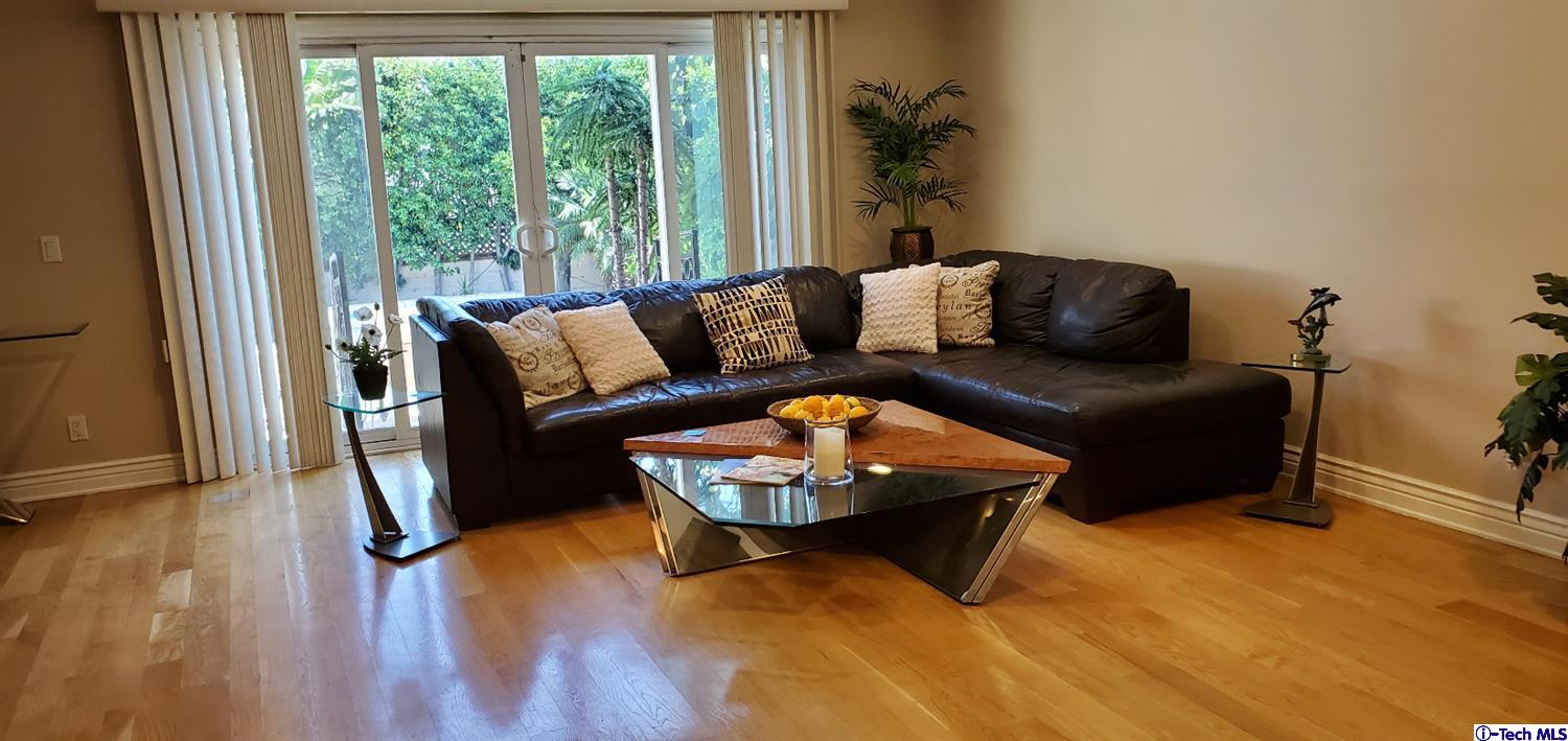410 West Kenneth Road Glendale, CA 91202 - Photo 15 of 39
