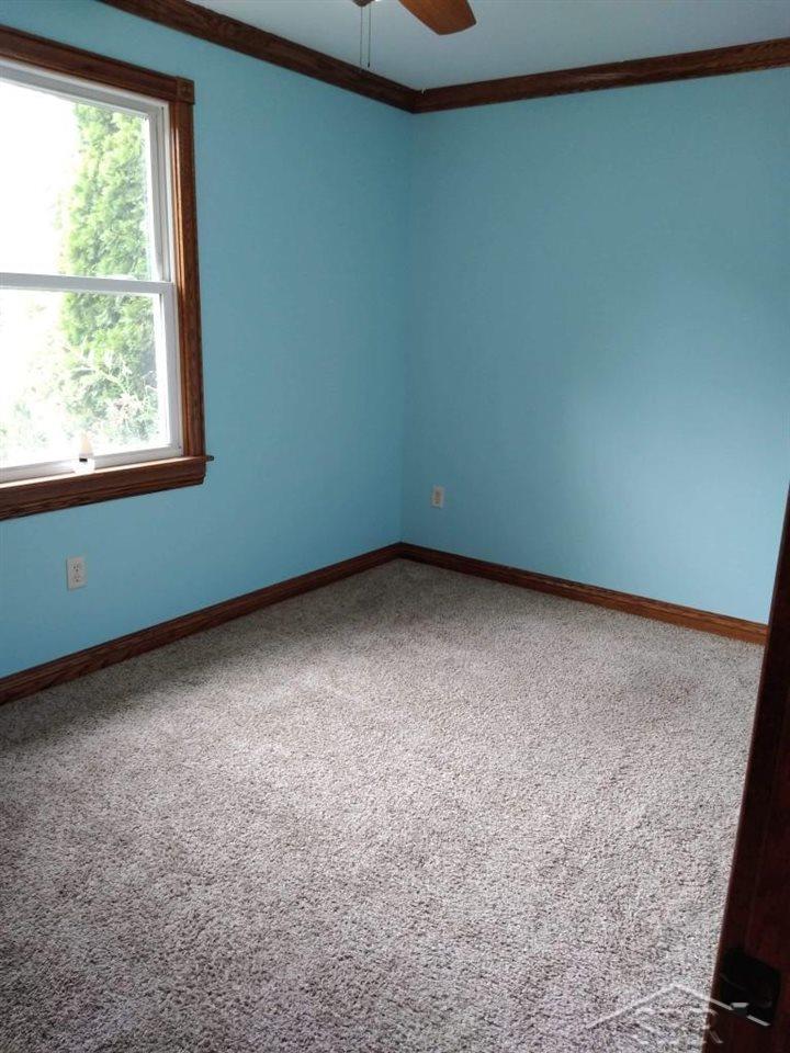 495 Swanson Road Saginaw, MI 48609 - Photo 7 of 9 50024478-6.JPG