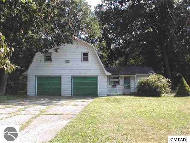 4784 East Mcardle Road Edmore, MI 48829 - Photo 9 of 9 1767274-8.JPG