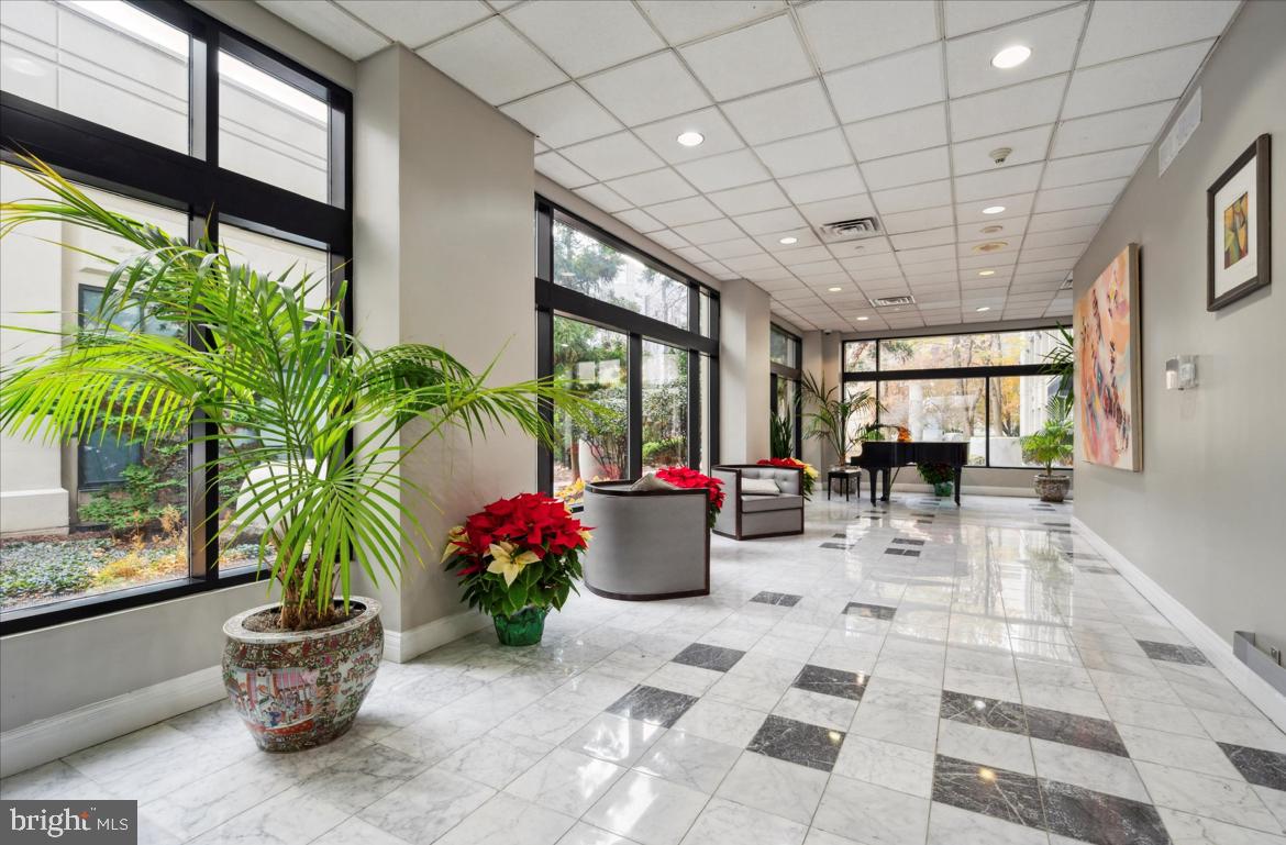 2001 Hamilton Street, Unit 2120 Philadelphia, PA 19130 - Photo 19 of 24 Gorgeous lobbies