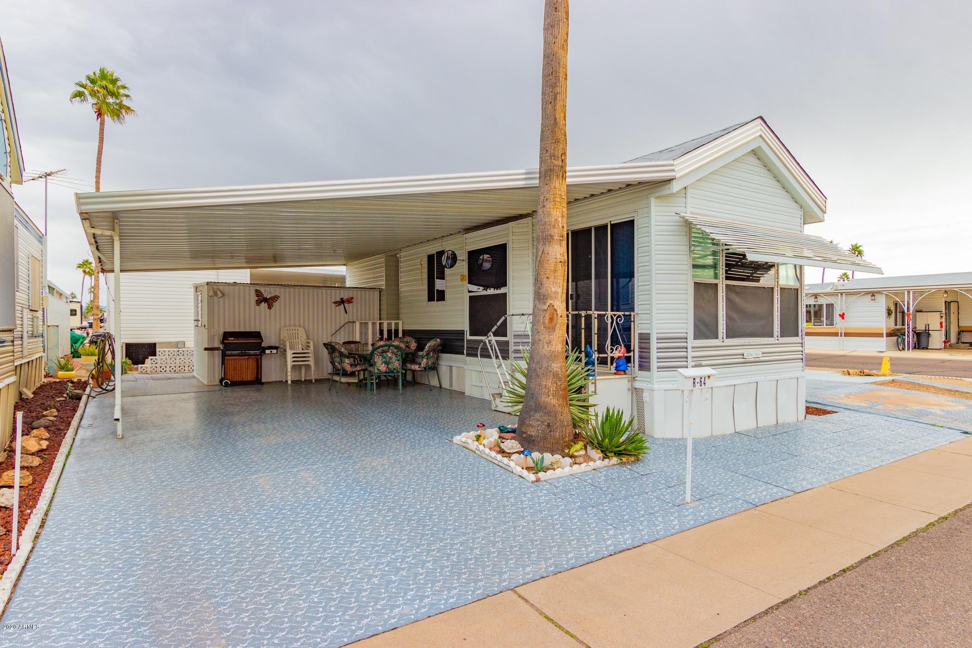 303 North Lindsay Road, Unit R64 Mesa, AZ 85213 - Photo 2 of 20 Lindsay - 303 Unit R64 (2)
