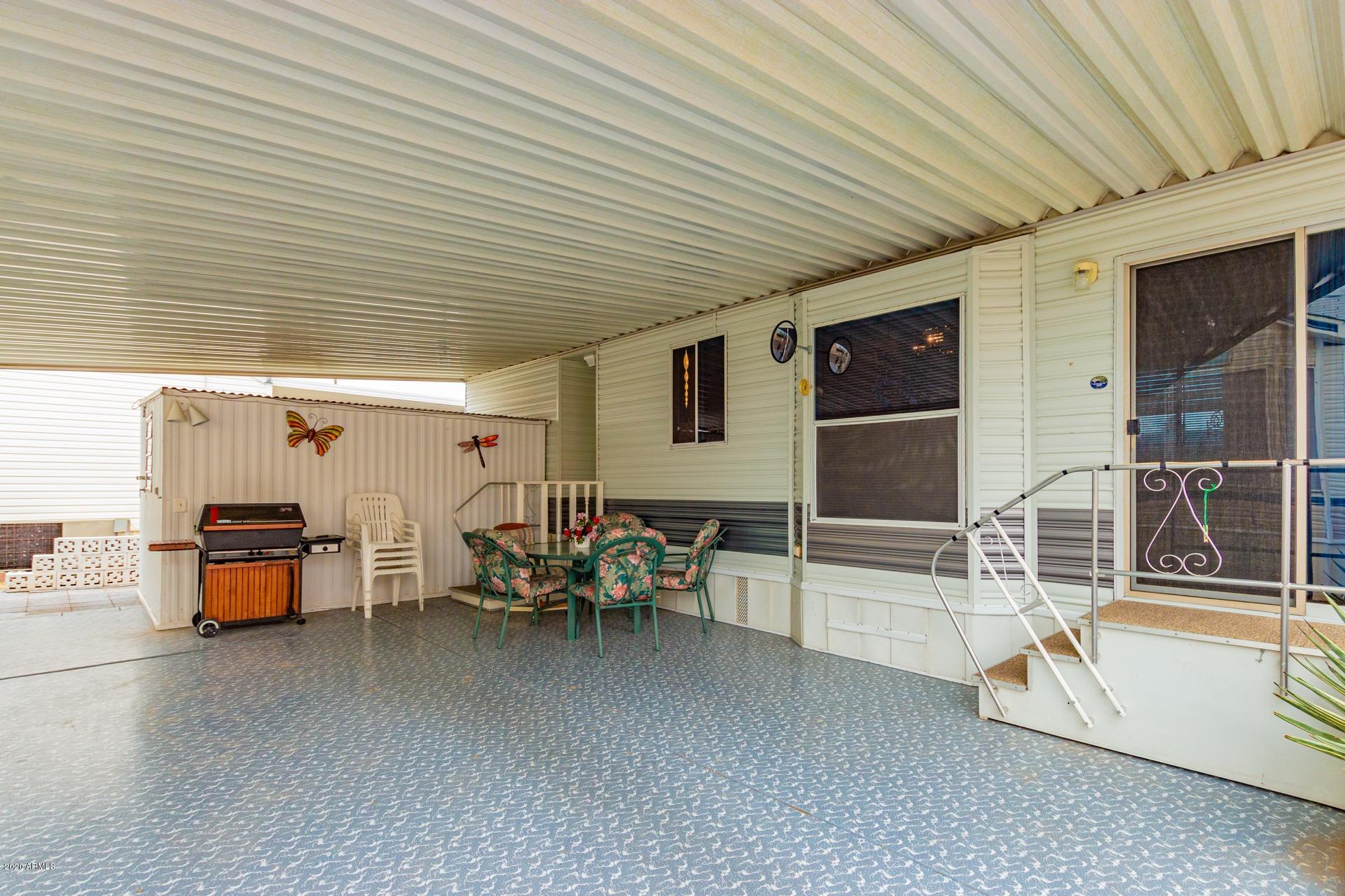 303 North Lindsay Road, Unit R64 Mesa, AZ 85213 - Photo 3 of 20 Lindsay - 303 Unit R64 (3)